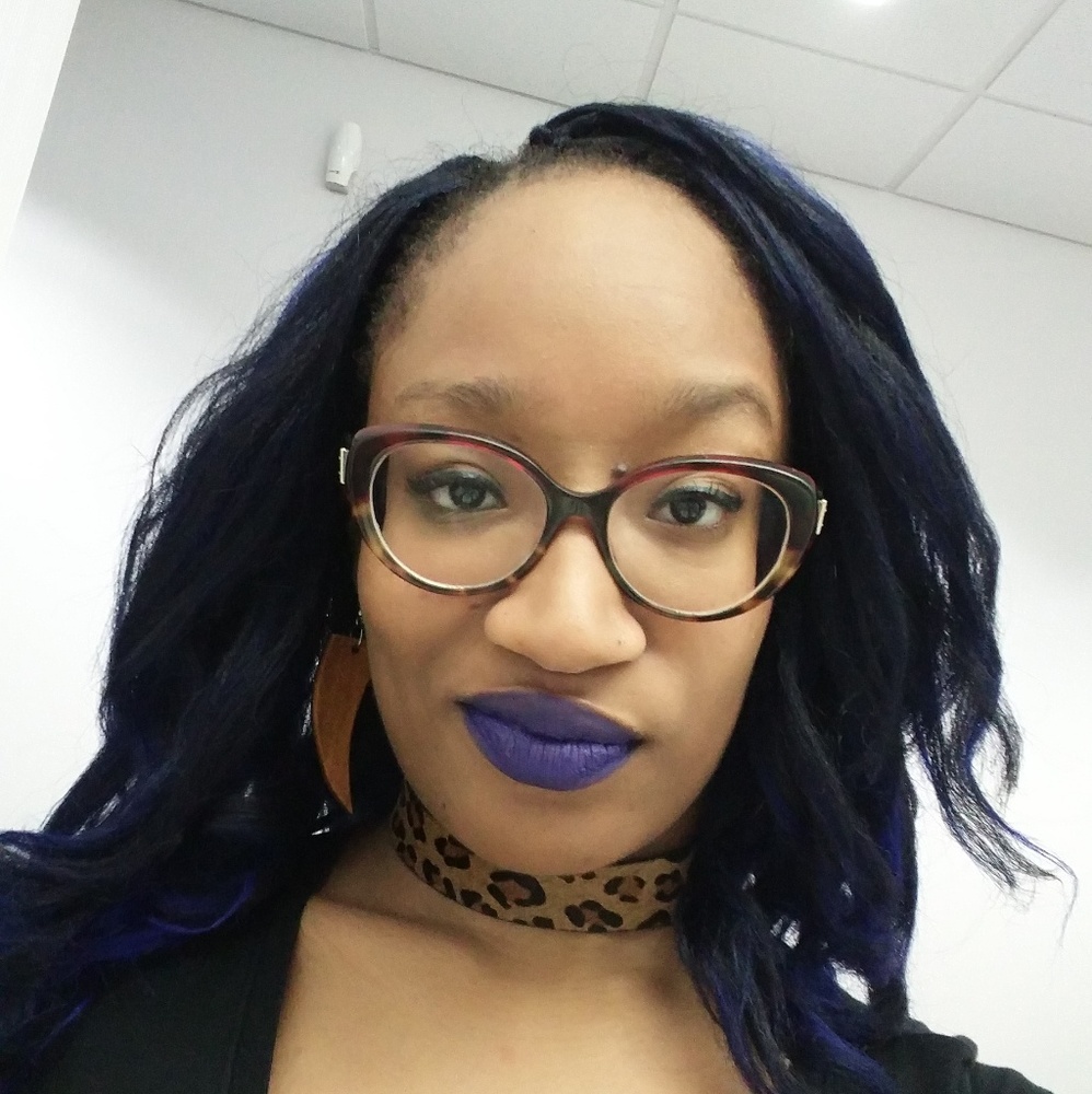 Meet your Posher, Ashley